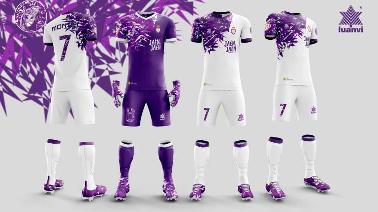El Real Jaén enseña sus nuevas equipaciones El Real Jaén enseña sus nuevas equipaciones