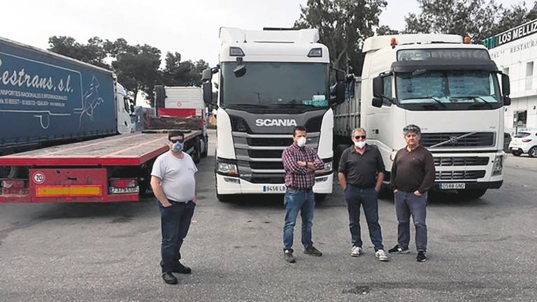 “Los camioneros somos ahora unos apestados, unos leprosos” “Los camioneros somos ahora unos apestados, unos leprosos”