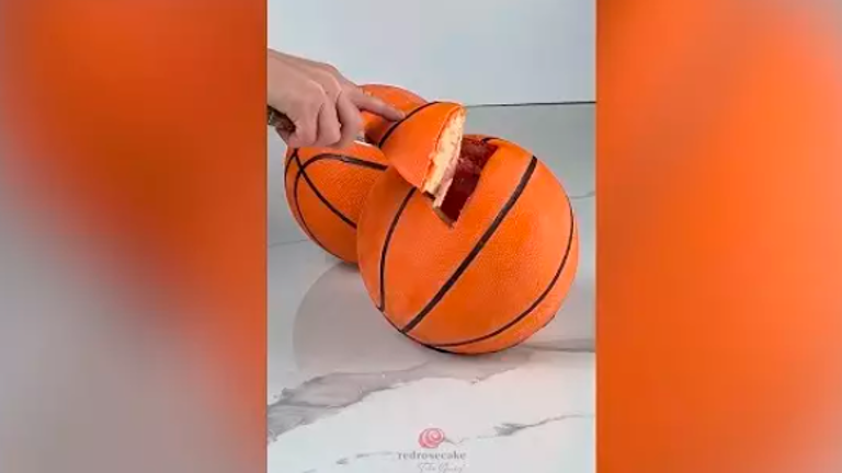 Intenta distinguir qué es real y qué es pastel Intenta distinguir qué es real y qué es pastel