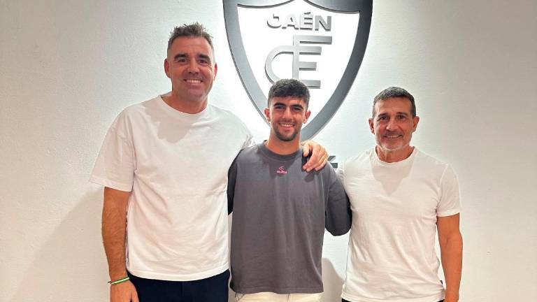 El Real Jaén apuesta por Adri Paz y Curro para el proyecto en Segunda Federación El Real Jaén apuesta por Adri Paz y Curro para el proyecto en Segunda Federación