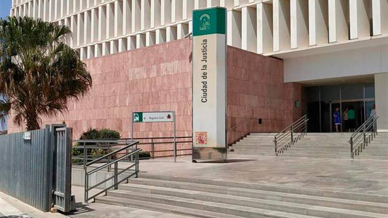 Acuerdan la suspensión de la pena de prisión del joven Borja Acuerdan la suspensión de la pena de prisión del joven Borja