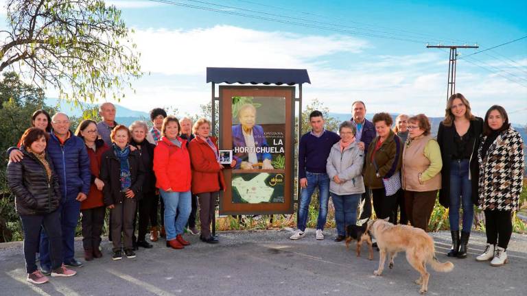 Bienvenida cálida y cordial a las aldeas de la Sierra Sur Bienvenida cálida y cordial a las aldeas de la Sierra Sur