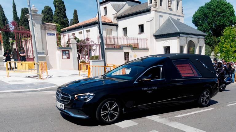 Los restos de Primo de Rivera llegan al cementerio de San Isidro Los restos de Primo de Rivera llegan al cementerio de San Isidro