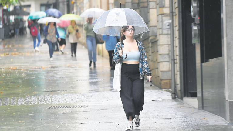 Lluvias y tormentas dejan 200 litros en la provincia Lluvias y tormentas dejan 200 litros en la provincia