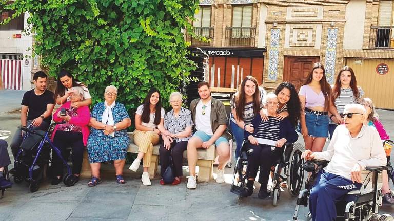 Conexión entre generaciones Conexión entre generaciones