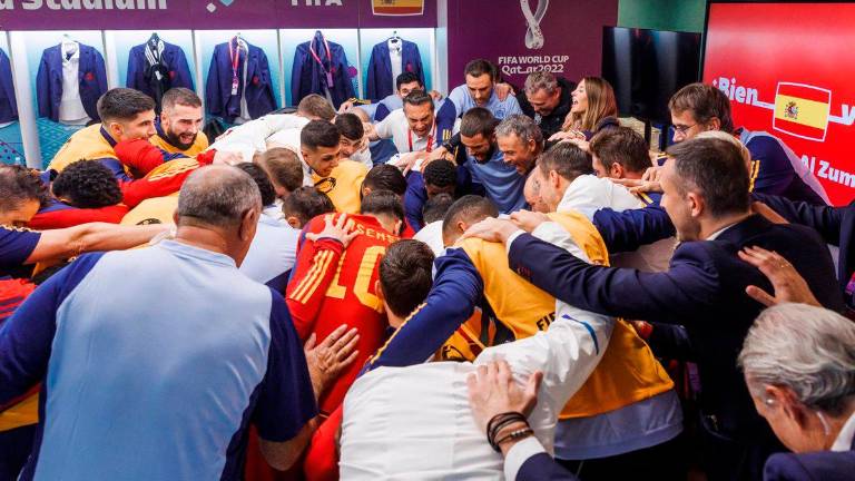Carvajal por Azpilicueta, único cambio en el once de Luis Enrique Carvajal por Azpilicueta, único cambio en el once de Luis Enrique
