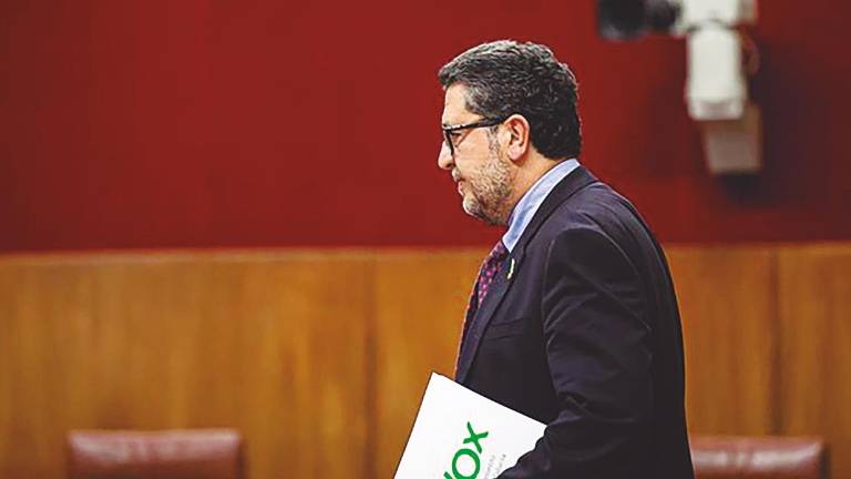 Serrano, de baja tras sus opiniones sobre “La Manada” Serrano, de baja tras sus opiniones sobre “La Manada”