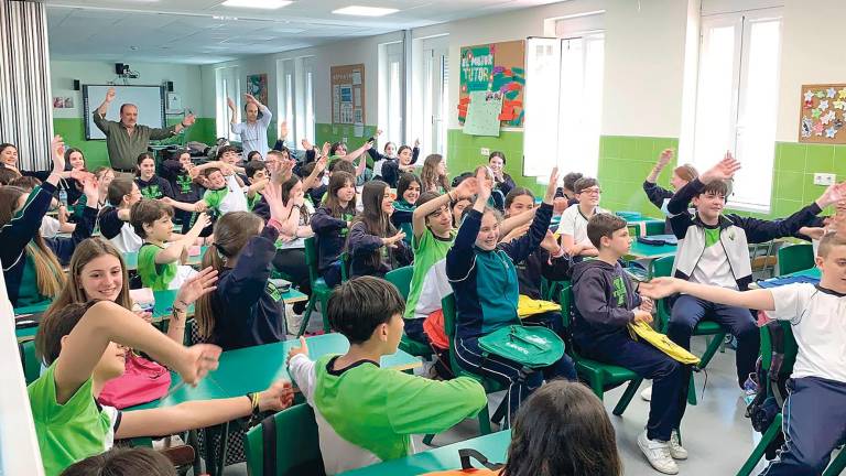 Curiosidad y ritmo desbordados con “Mi gran noche” en el Colegio “Purísima” Vedruna de Jaén Curiosidad y ritmo desbordados con “Mi gran noche” en el Colegio “Purísima” Vedruna de Jaén