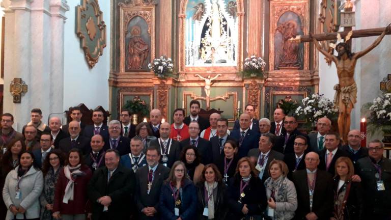 Unión de hermanos y fieles Unión de hermanos y fieles
