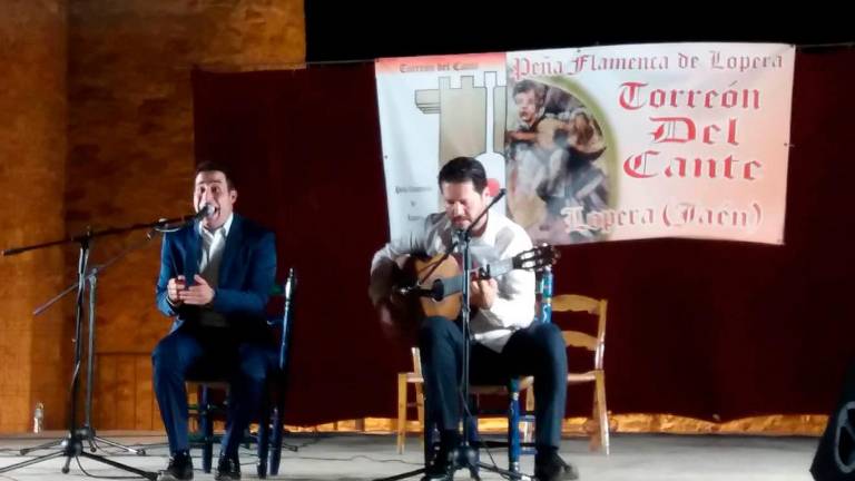 El “duende” toma el Castillo de Lopera El “duende” toma el Castillo de Lopera