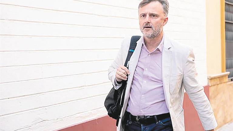 El PSOE nombra a José Fiscal como portavoz parlamentario El PSOE nombra a José Fiscal como portavoz parlamentario