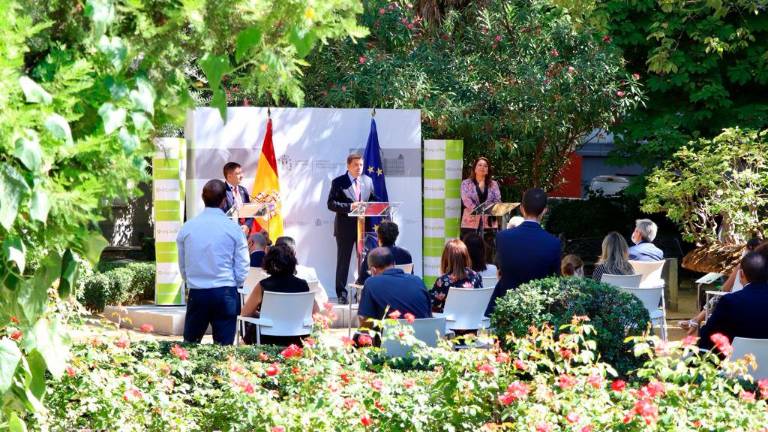 La Junta renueva el Salón del Aceite de Oliva Virgen Extra de Expoliva para potenciar al máximo las oportunidades del sector andaluz La Junta renueva el Salón del Aceite de Oliva Virgen Extra de Expoliva para potenciar al máximo las oportunidades del sector andaluz