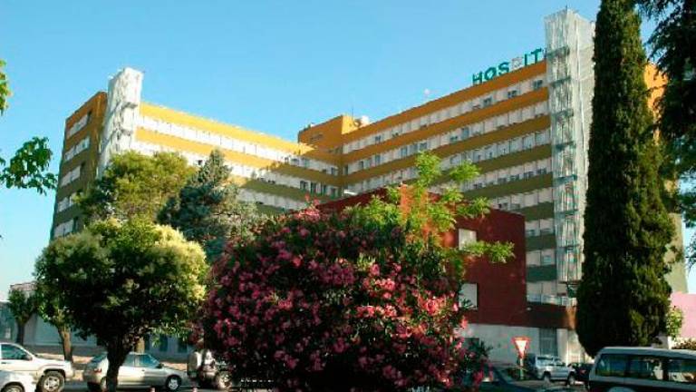 Alta médica para los dos policías afectados por inhalación de humo en un incendio Alta médica para los dos policías afectados por inhalación de humo en un incendio