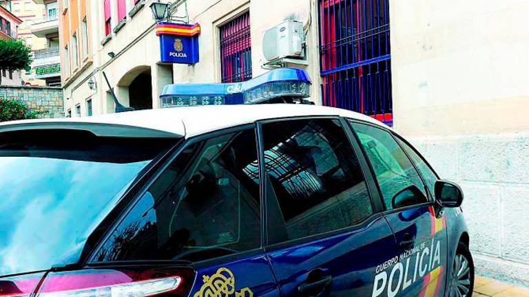 Detenido un hombre acusado de asesinar a su mujer Detenido un hombre acusado de asesinar a su mujer