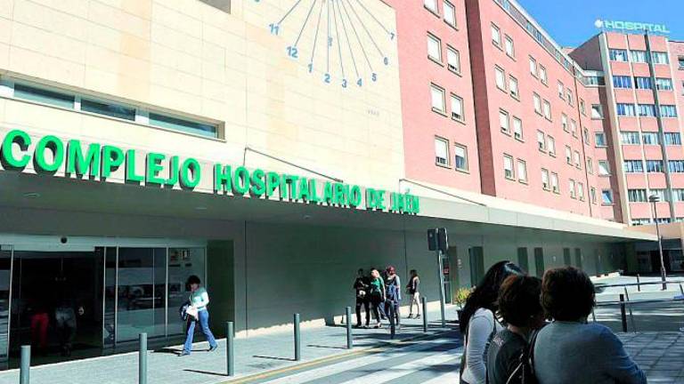 Salud acometerá las obras imprescindibles en el Complejo Hospitalario mientras llega la Ciudad Sanitaria Salud acometerá las obras imprescindibles en el Complejo Hospitalario mientras llega la Ciudad Sanitaria