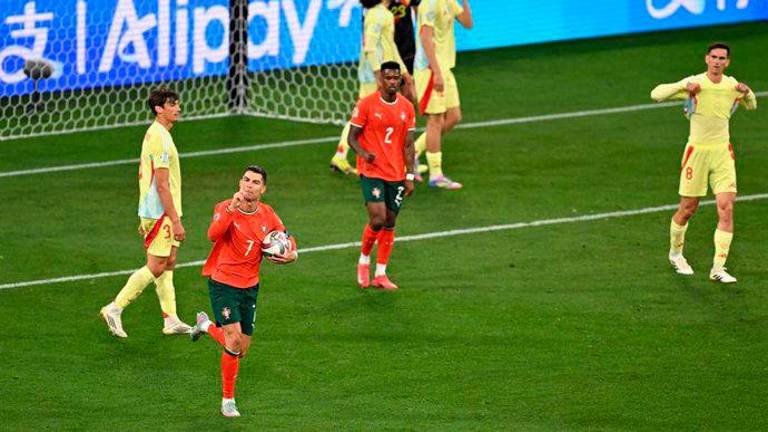 España se queda a las puertas de alzarse con la Liga de Naciones España se queda a las puertas de alzarse con la Liga de Naciones