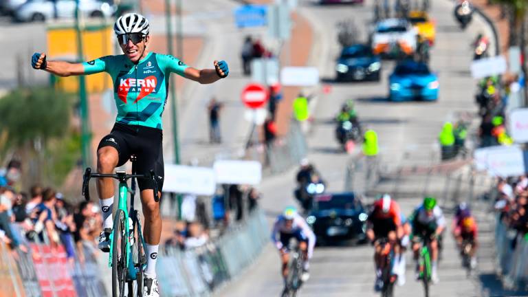 Diego Uriarte sorprende en Alhaurín de la Torre y estrena su palmarés en la Ruta del Sol Diego Uriarte sorprende en Alhaurín de la Torre y estrena su palmarés en la Ruta del Sol