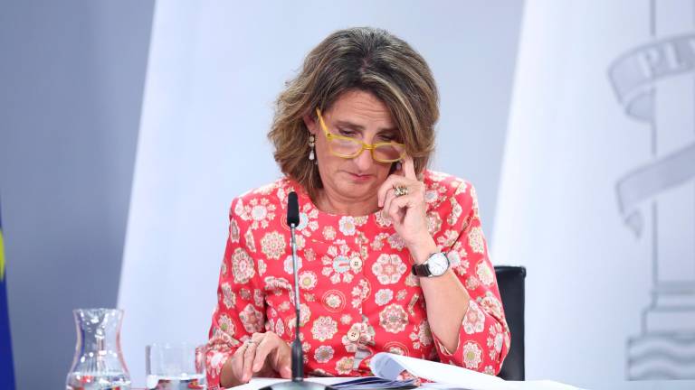 El Gobierno rebaja el IVA del gas natural al 5% hasta enero y no descarta extenderlo al próximo año El Gobierno rebaja el IVA del gas natural al 5% hasta enero y no descarta extenderlo al próximo año