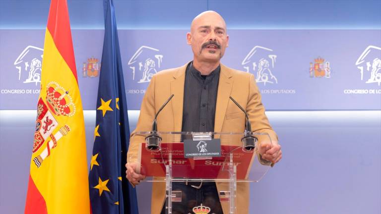Sumar garantiza una unidad “sin vetos”, aunque avisa a Podemos: “Esto no es una telenovela” Sumar garantiza una unidad “sin vetos”, aunque avisa a Podemos: “Esto no es una telenovela”