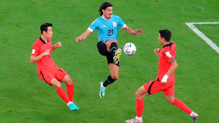 Uruguay no impone su oficio ante la emergente Corea del Sur (0-0) Uruguay no impone su oficio ante la emergente Corea del Sur (0-0)