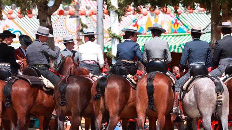 Un bebé de once meses es arrollado en la Feria de Sevilla Un bebé de once meses es arrollado en la Feria de Sevilla