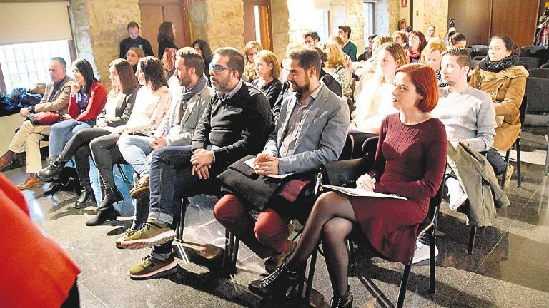 La mujer en la sociedad, a debate