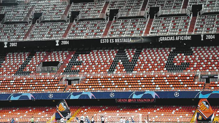 Ilicic se exhibe en un Mestalla vacío y deja fuera al Valencia Ilicic se exhibe en un Mestalla vacío y deja fuera al Valencia
