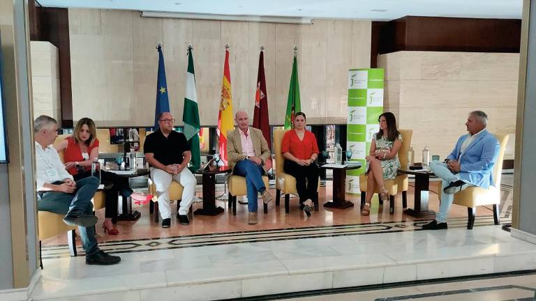 Ahorrar en tiempos de guerra: Éxito en las XIII Jornadas del Ciclo Integral del Agua Ahorrar en tiempos de guerra: Éxito en las XIII Jornadas del Ciclo Integral del Agua