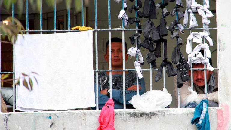 Colombia decreta el estado de emergencia en las cárceles tras un aumento de la violencia contra funcionarios Colombia decreta el estado de emergencia en las cárceles tras un aumento de la violencia contra funcionarios