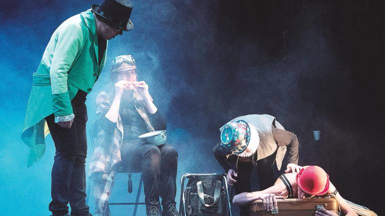 La “Ricardo Iniesta” pone en escena “Godot” La “Ricardo Iniesta” pone en escena “Godot”