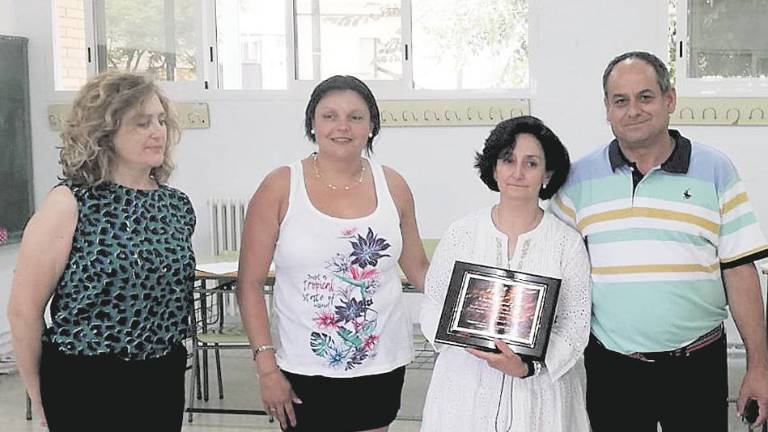 Reconocimiento a la profesora Concepción Sánchez en Orcera Reconocimiento a la profesora Concepción Sánchez en Orcera