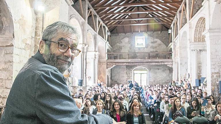 Muñoz Molina estará hoy en el IV Encuentro digital de San Lorenzo Muñoz Molina estará hoy en el IV Encuentro digital de San Lorenzo