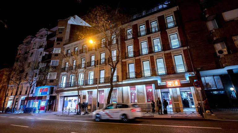 El PSOE investigará contratos de la Xunta con la familia de Feijóo y comisiones de la pareja de Ayuso El PSOE investigará contratos de la Xunta con la familia de Feijóo y comisiones de la pareja de Ayuso