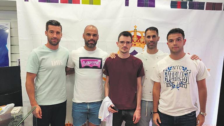 Al nuevo Real Jaén del Centenario le gusta pescar en el caladero provincial Al nuevo Real Jaén del Centenario le gusta pescar en el caladero provincial