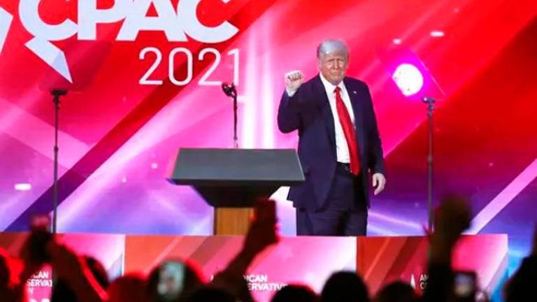 Trump reaparece y exige aranceles del 100% y 10 billones de dólares a China por la covid Trump reaparece y exige aranceles del 100% y 10 billones de dólares a China por la covid