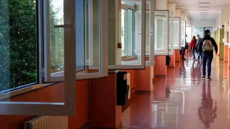 Una estudiante de la Universidad de Granada denuncia acoso durante su discurso por un premio Una estudiante de la Universidad de Granada denuncia acoso durante su discurso por un premio