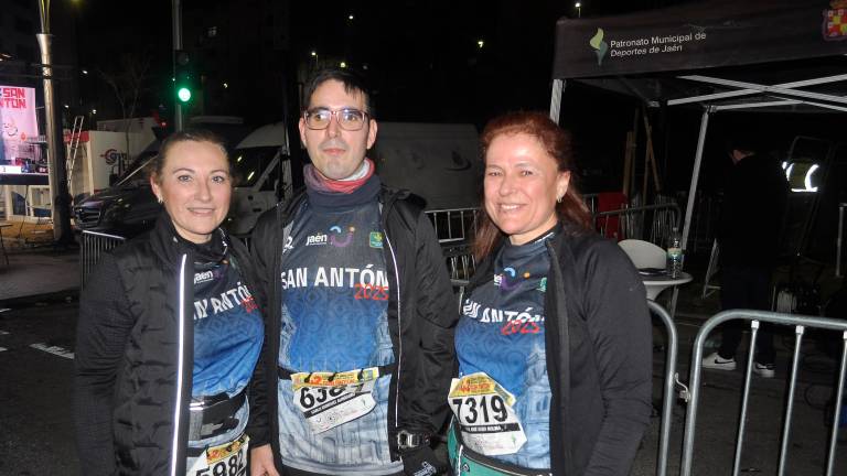 Las imágenes más emocionantes de la llegada a meta de San Antón Las imágenes más emocionantes de la llegada a meta de San Antón