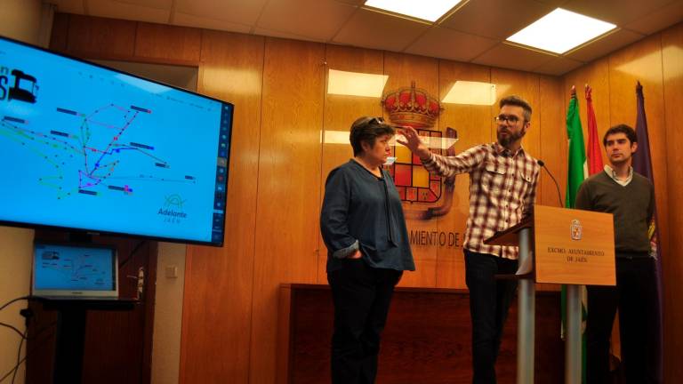 Adelante propone la mejora de movilidad con el Metro Bus Adelante propone la mejora de movilidad con el Metro Bus