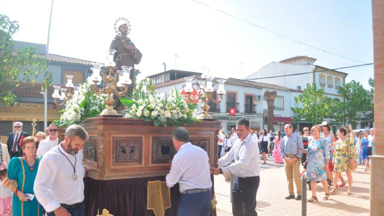 Clemencia por las lluvias y abundantes cosechas Clemencia por las lluvias y abundantes cosechas