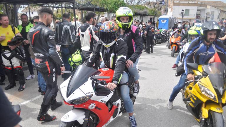 Auténtica pasión por las motos en Begíjar Auténtica pasión por las motos en Begíjar
