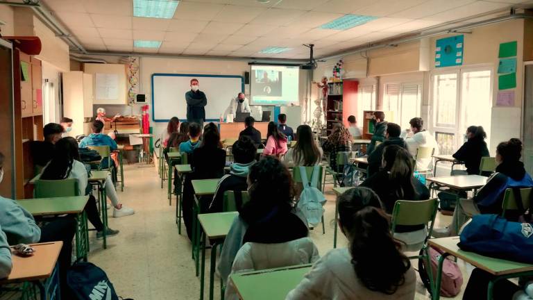 Comienza el curso para Secundaria, Bachillerato, FP y Permanente Comienza el curso para Secundaria, Bachillerato, FP y Permanente