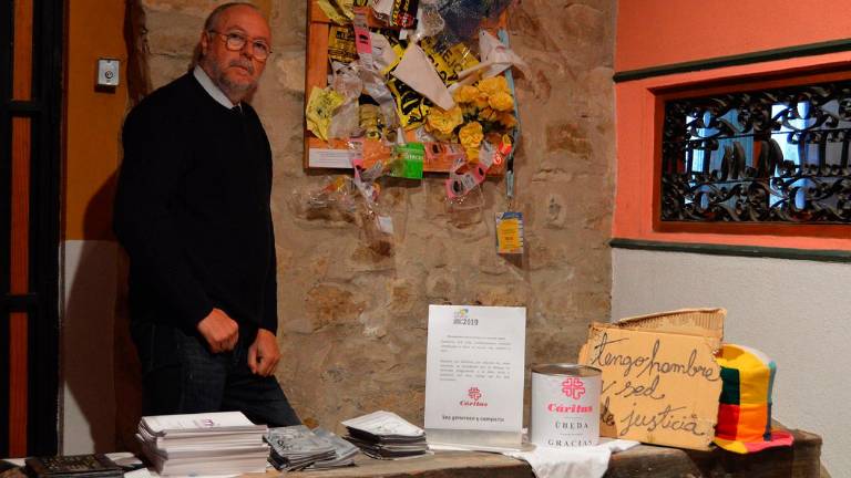 Ramón Garrido realiza la última parada de “Mi-Tu” en Baeza Ramón Garrido realiza la última parada de “Mi-Tu” en Baeza