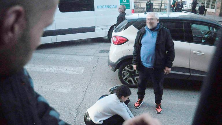 Atropello en Jaén con un herido hospitalizado Atropello en Jaén con un herido hospitalizado