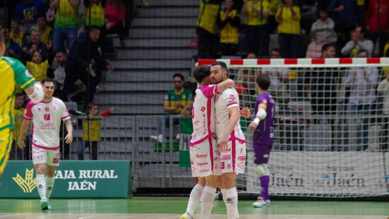 El Jaén Paraíso Interior acaba con el muro del eurocampeón (5-2) El Jaén Paraíso Interior acaba con el muro del eurocampeón (5-2)