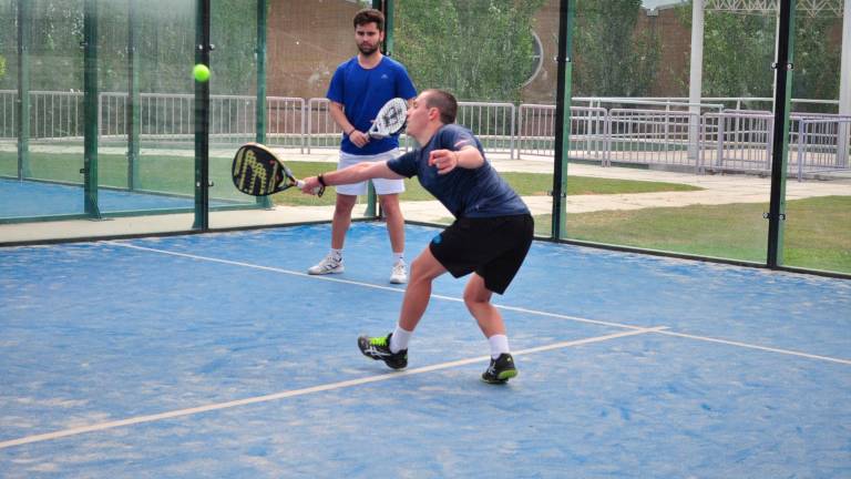 El deporte empieza a “asomarse” El deporte empieza a “asomarse”