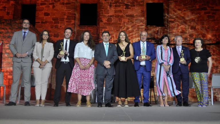 Noche de ‘Jotas’ y sus embajadores Noche de ‘Jotas’ y sus embajadores