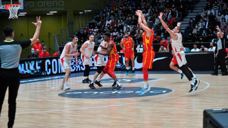 España vence con claridad a Georgia en el Olivo Arena (89-61) España vence con claridad a Georgia en el Olivo Arena (89-61)