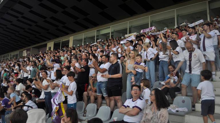 Ya se sabe la hora del Almería B-Real Jaén: Este domingo, a las 12:00 horas Ya se sabe la hora del Almería B-Real Jaén: Este domingo, a las 12:00 horas