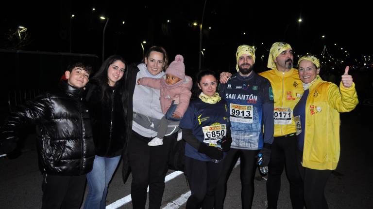 Las imágenes más emocionantes de la llegada a meta de San Antón Las imágenes más emocionantes de la llegada a meta de San Antón