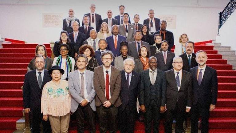 Treinta países, incluida España, acuerdan frenar el suministro militar a Israel antes de otoño Treinta países, incluida España, acuerdan frenar el suministro militar a Israel antes de otoño
